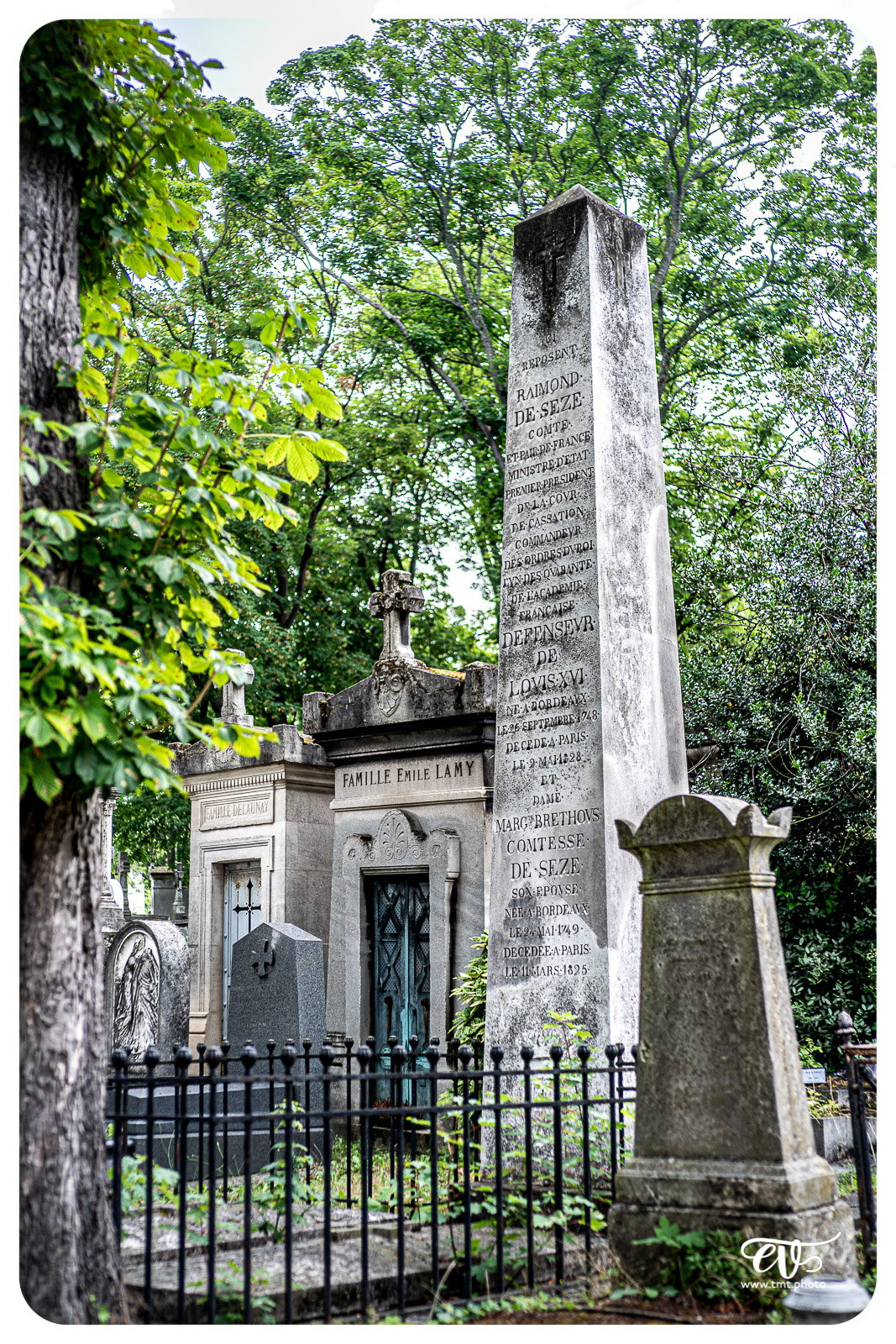 PERE LACHAISE