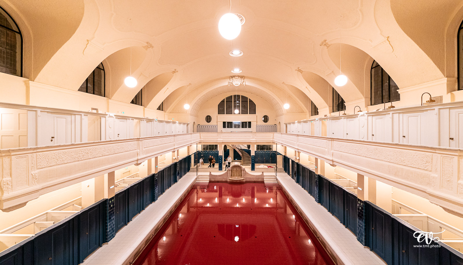 LES(NOUVEAUX) BAINS MUNICIPAUX DE STRASBOURG