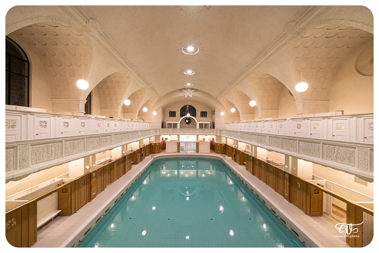 LES(NOUVEAUX) BAINS MUNICIPAUX DE STRASBOURG