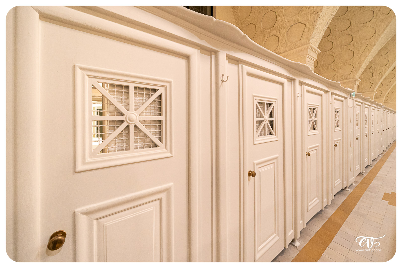 LES(NOUVEAUX) BAINS MUNICIPAUX DE STRASBOURG