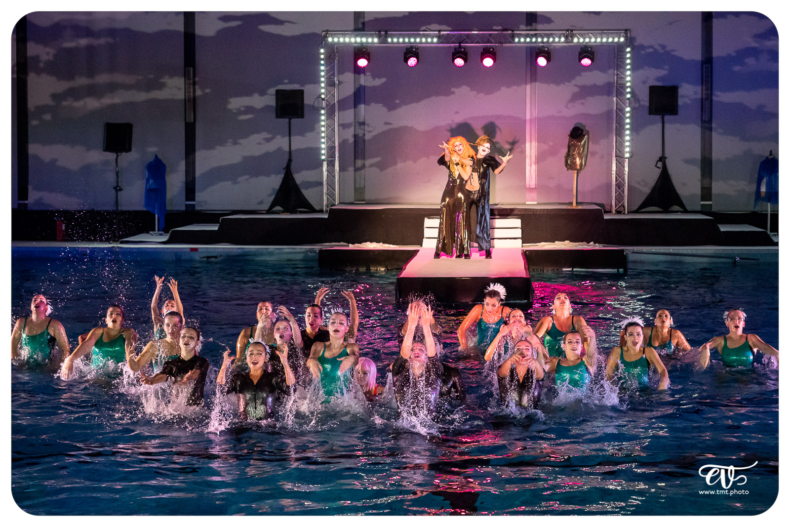 Le bns en mode haute couture 51742420406 o