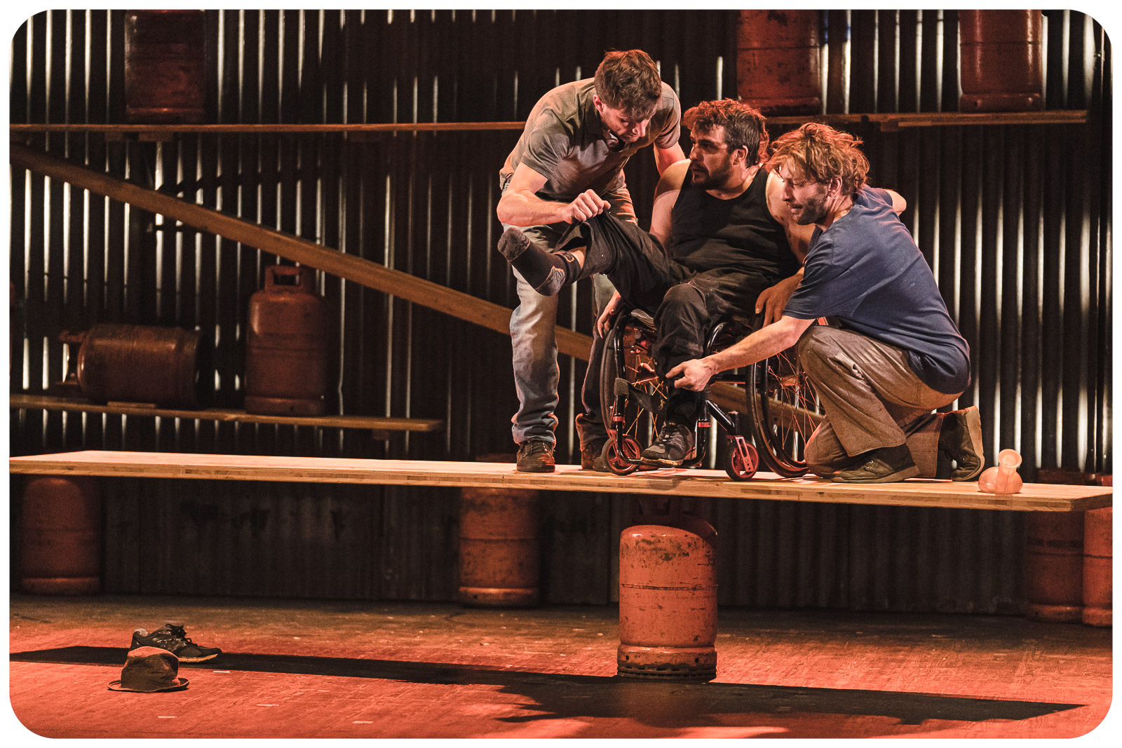 EXTREMITÉS (CIE CIRQUE INEXTREMISTE)