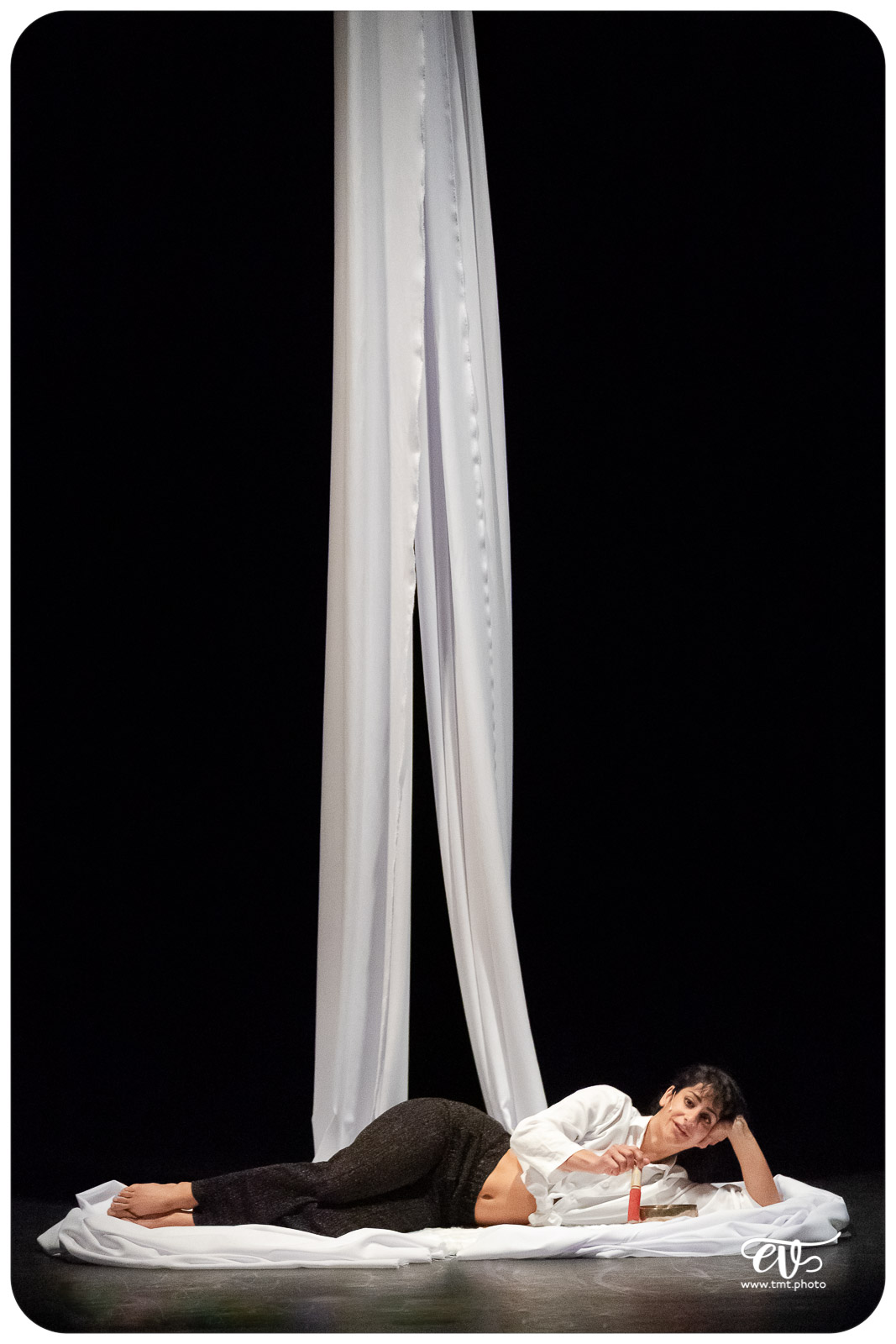 COSMOS (CIE LA MAIN DE L'HOMME)