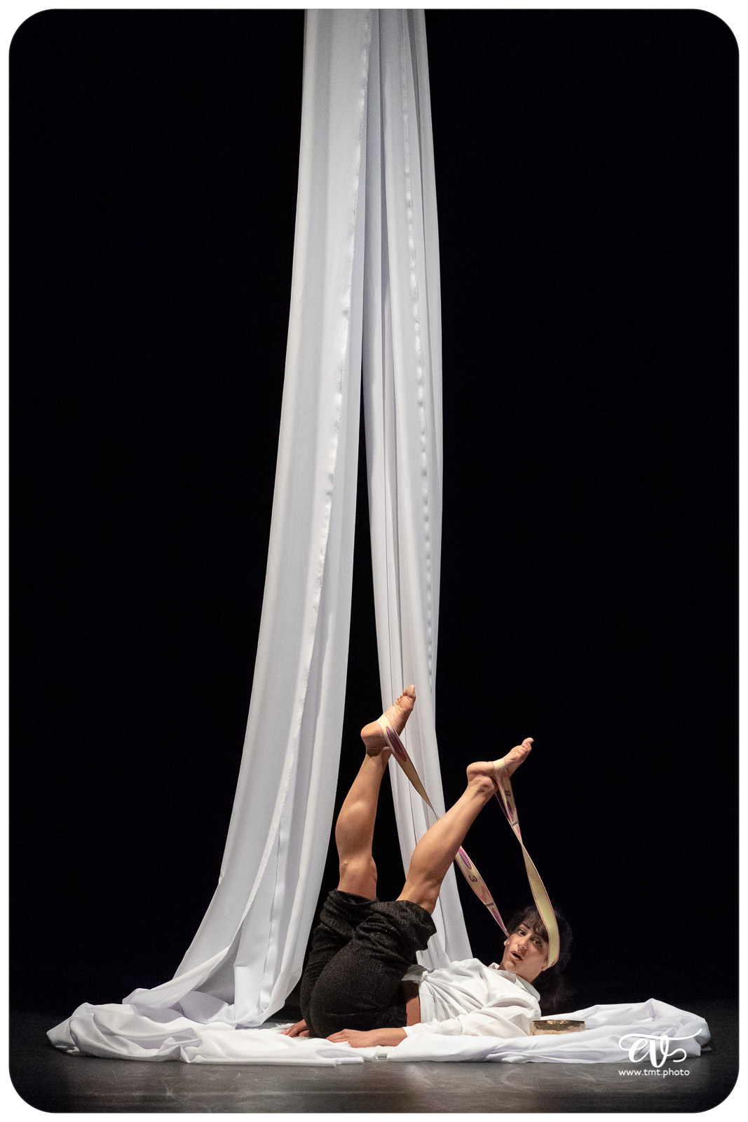 COSMOS (CIE LA MAIN DE L'HOMME)