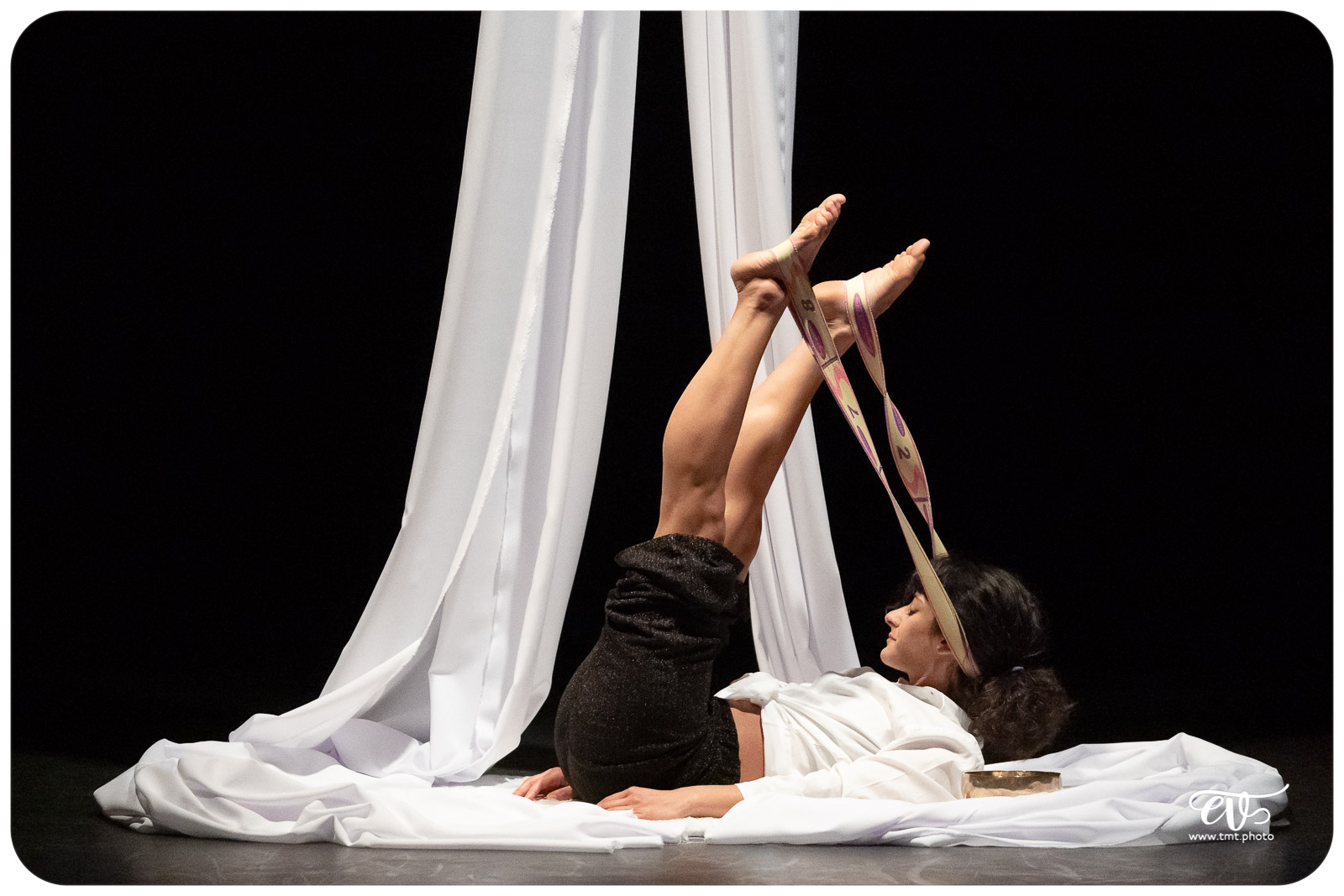 COSMOS (CIE LA MAIN DE L'HOMME)