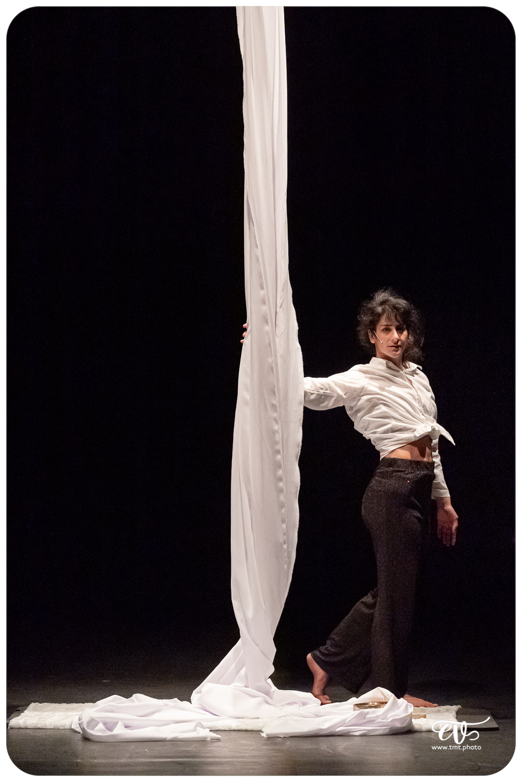 COSMOS (CIE LA MAIN DE L'HOMME)