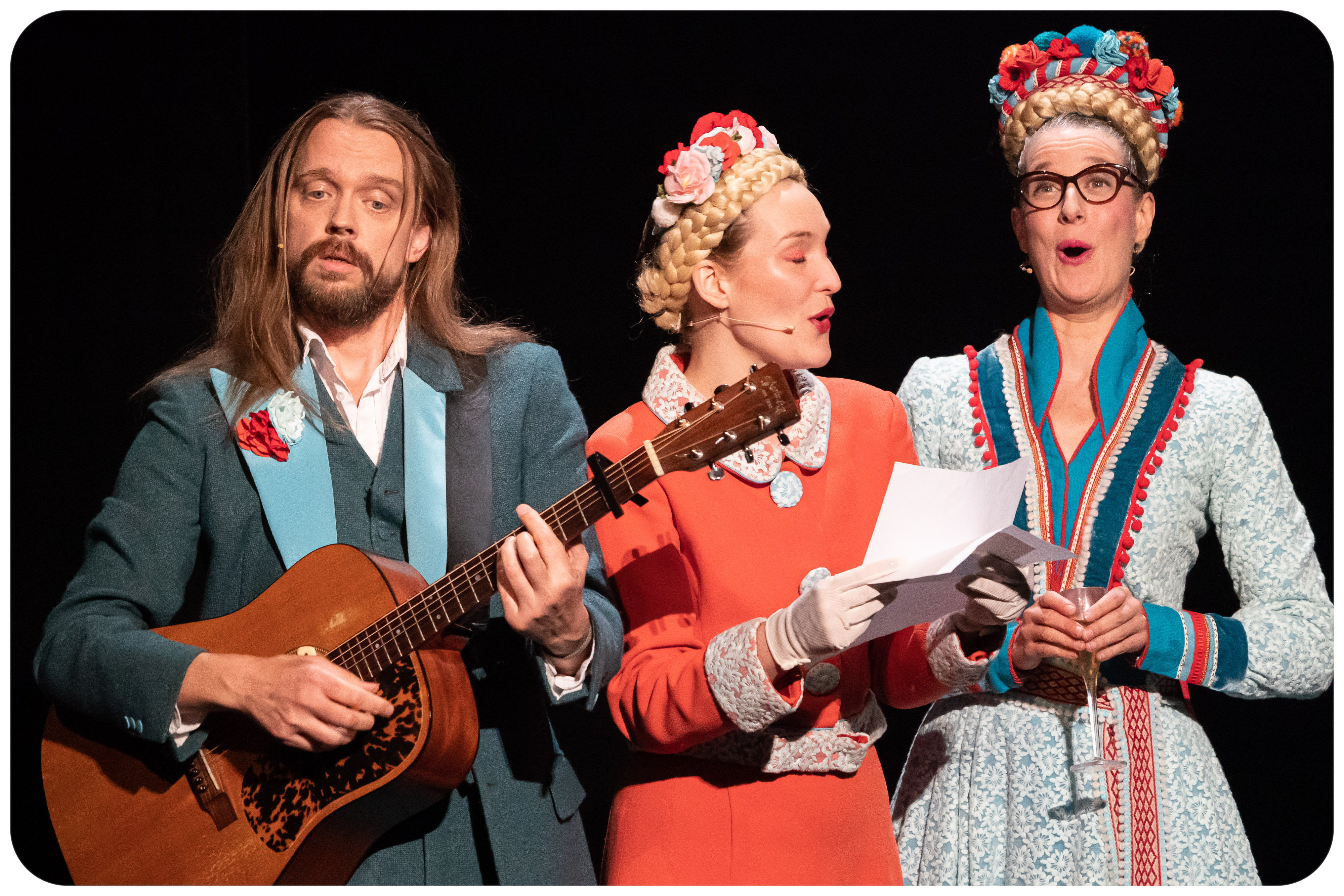 Mariåj en chønsons (Blønd and Blönd and Blónd)