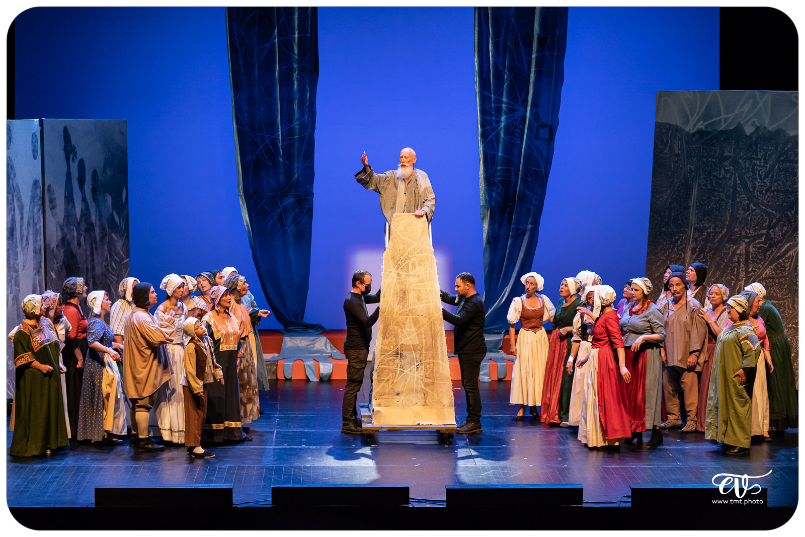 CHOREMANIA : LA DANSE DES FOUS (1518)