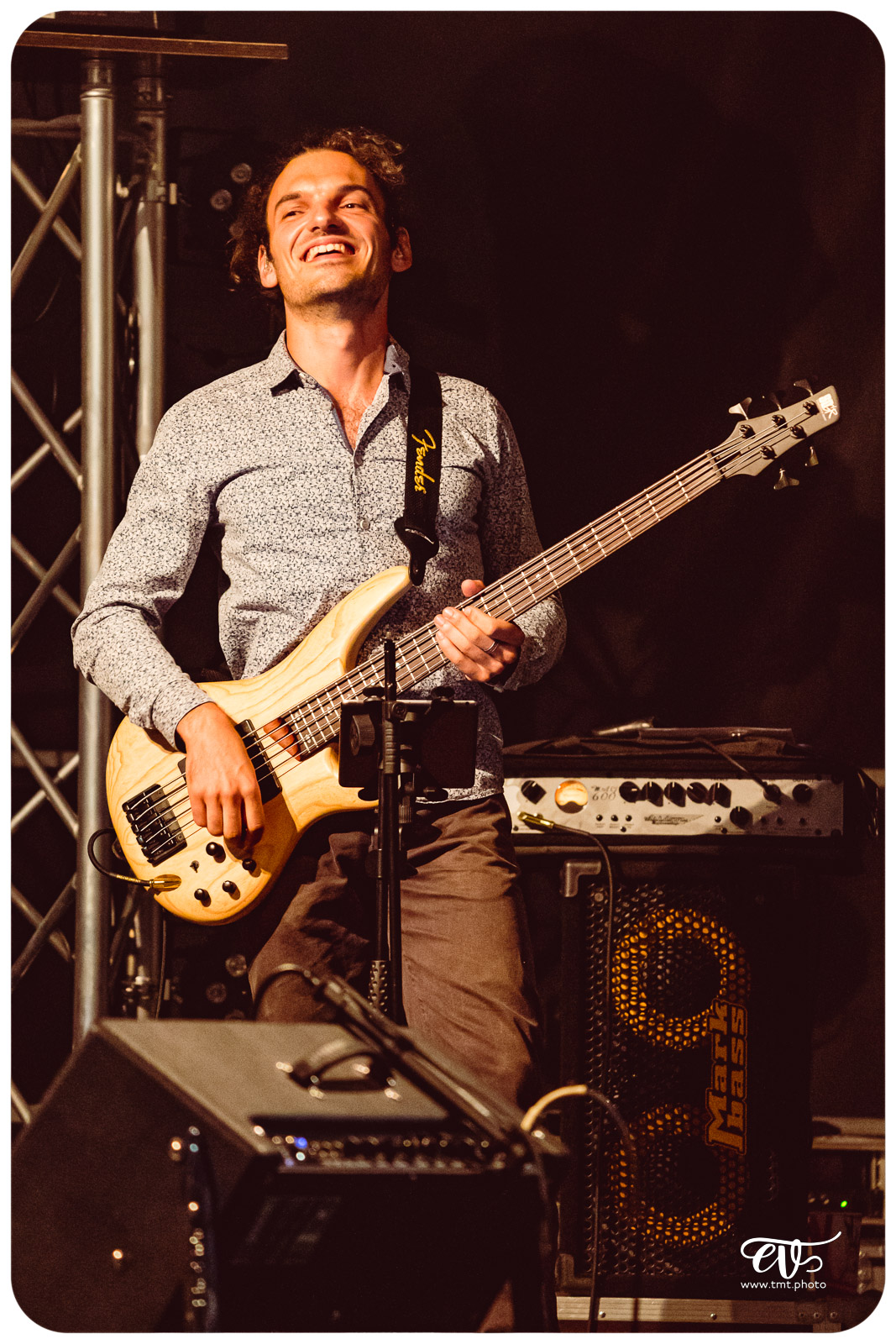 IL SUFFIRA... D'UNE SCENE