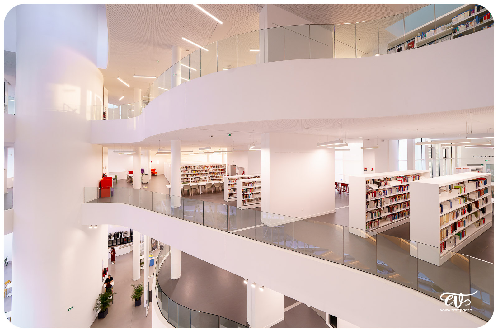 TWAPERO #32 AU STUDIUM