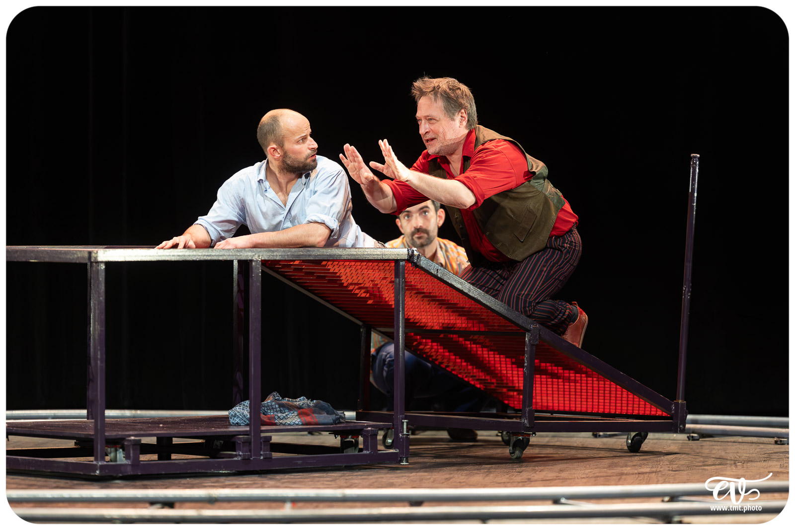 ANGÈLE (CARTOUN SARDINES THEATRE)