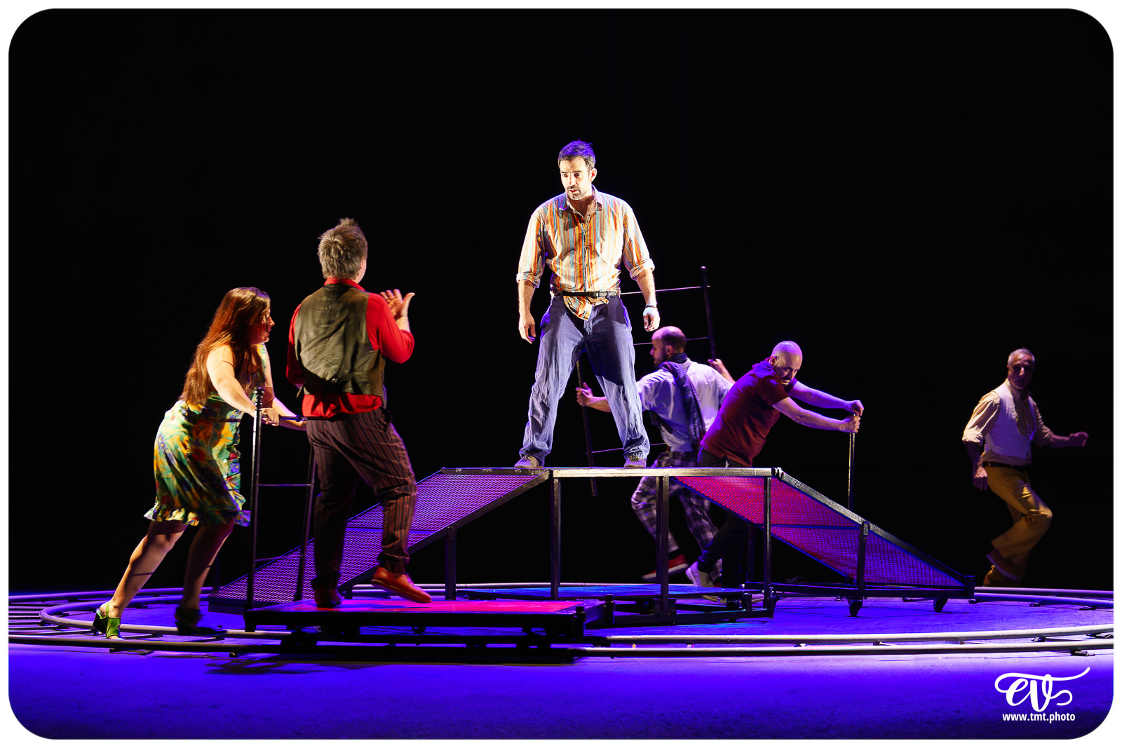 ANGÈLE (CARTOUN SARDINES THEATRE)