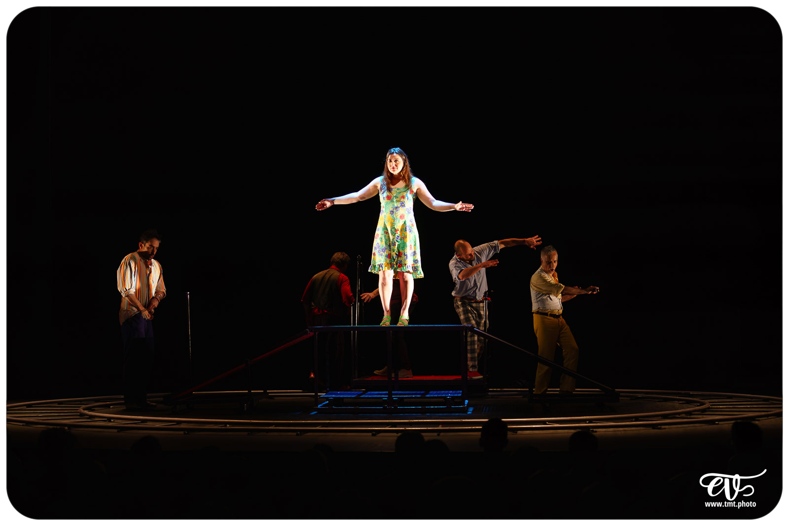 ANGÈLE (CARTOUN SARDINES THEATRE)