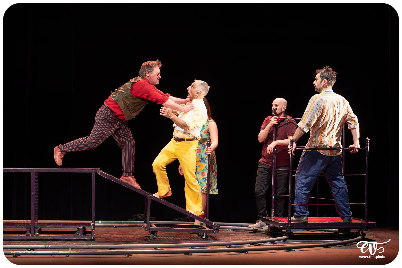 ANGÈLE (CARTOUN SARDINES THEATRE)